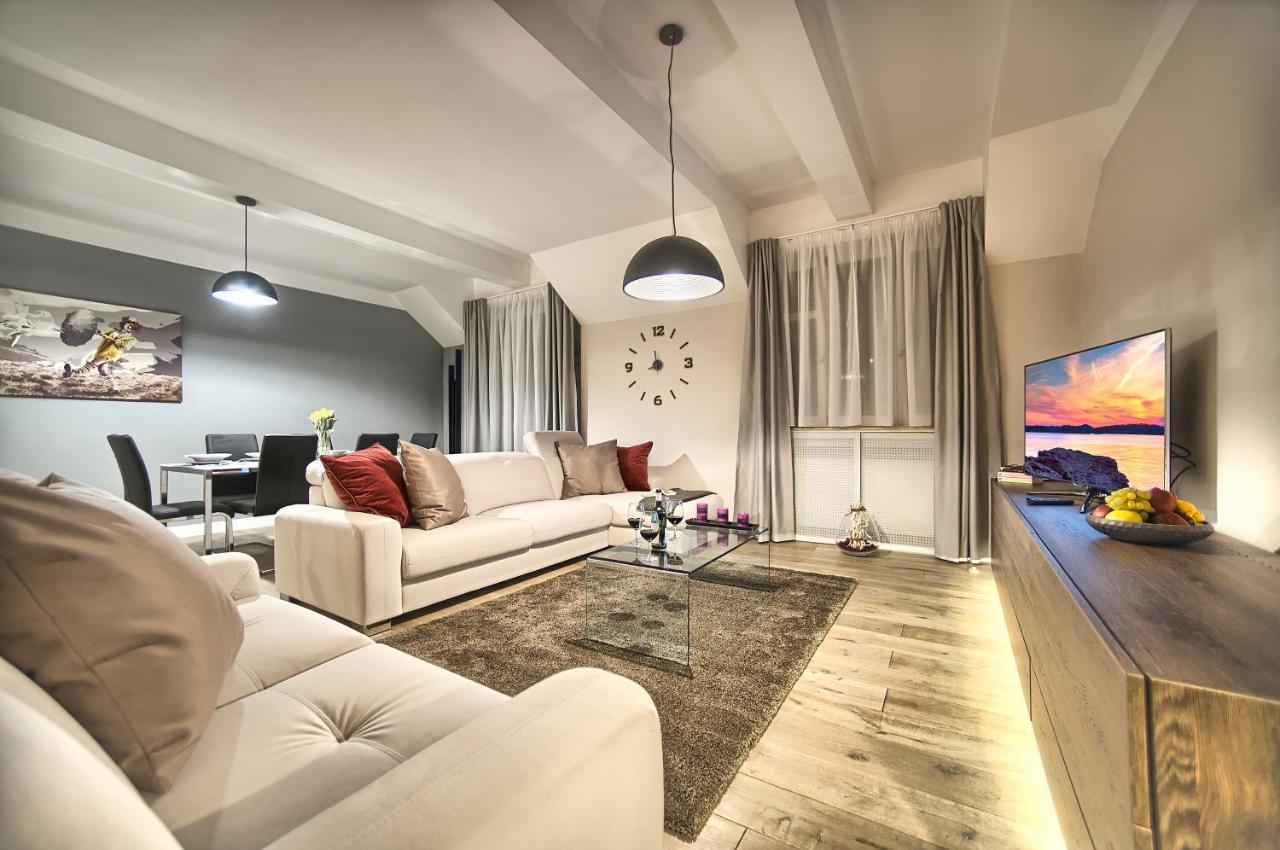Exclusive 2 Bedroom Apartment Old Town - 2 Baths, Balcony And View - By Prague City Apartments 外观 照片